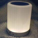 Lámpara y Parlante portatil, luz Led multicolor 3 intensidades (Copy)